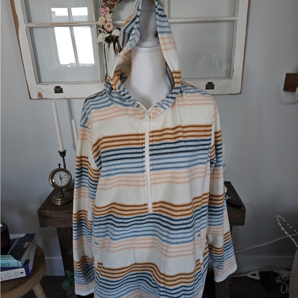 O'Neill Blue and Cream Knit Jacket 1/4 Zip Large - Picture 4 of 5